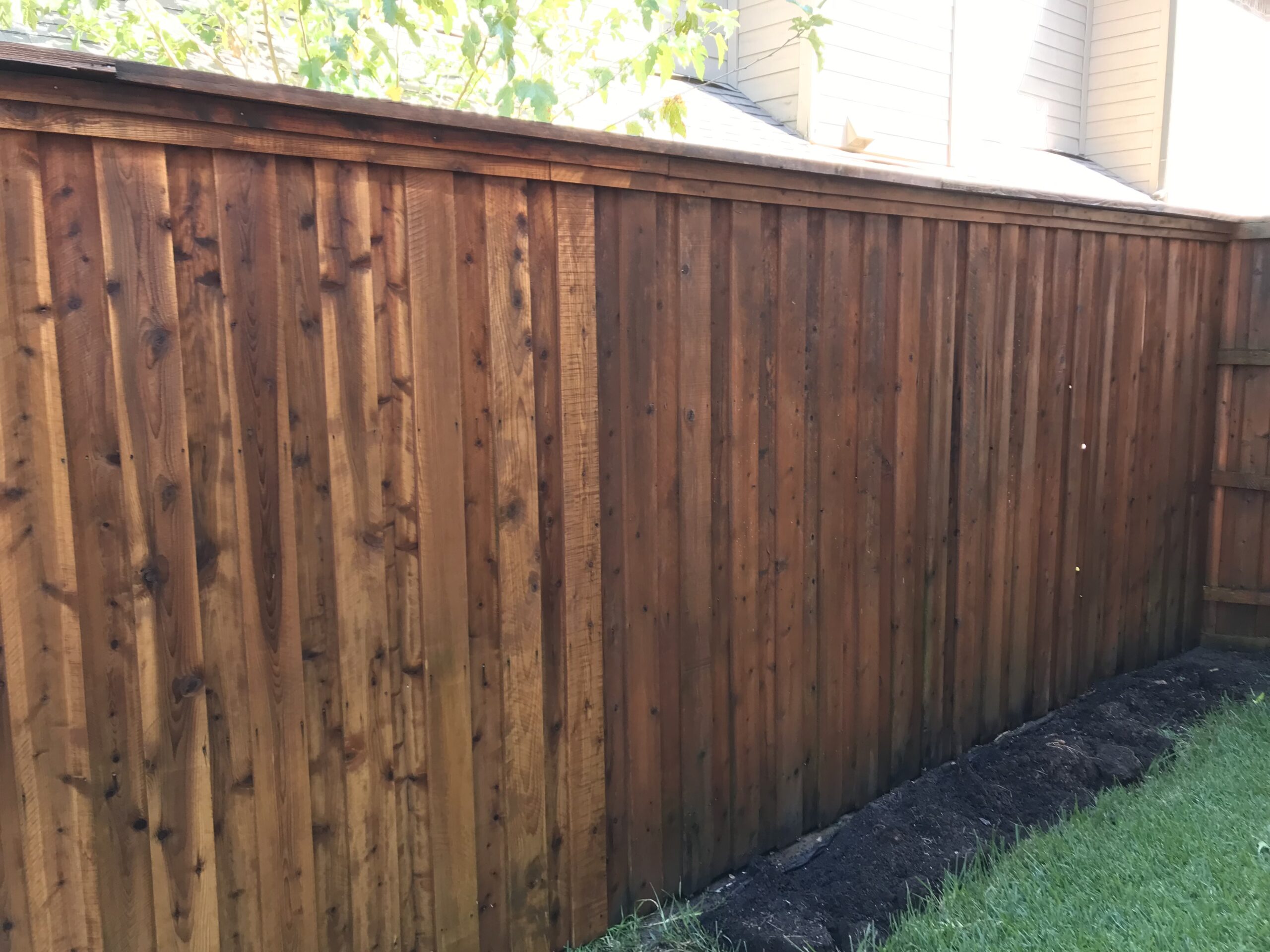 fence-painting-service-dallas