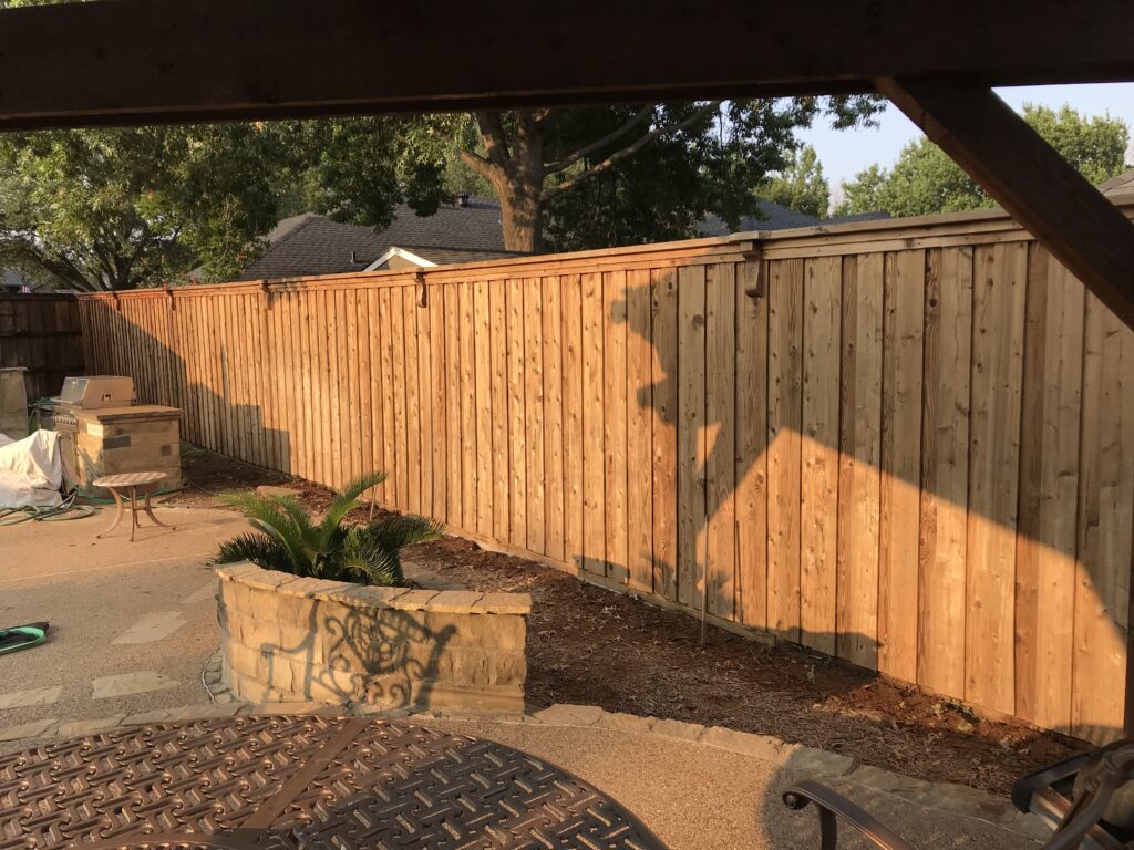 fence-painting-service-dallas